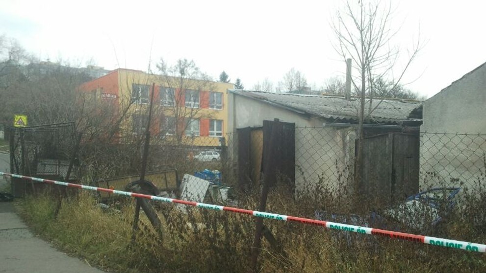 Majitel domu postřelil v pražských Čimicích zloděje!