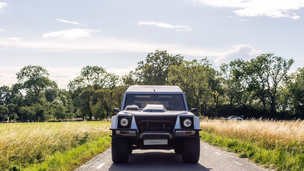 Lamborghini LM002 ve speciální úpravě