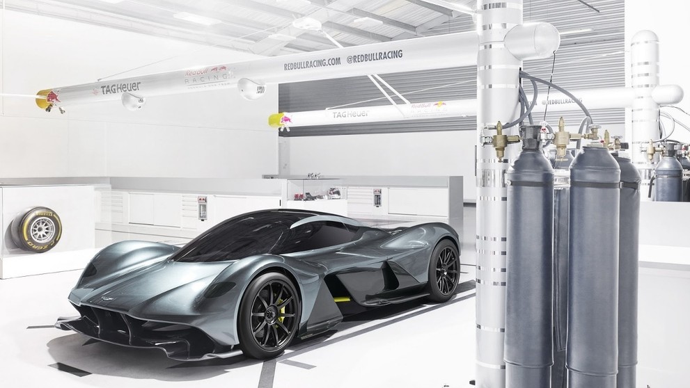 aston - 8
