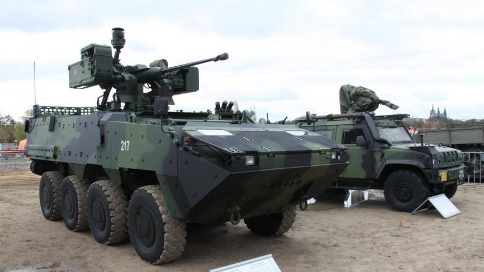 Armádní a policejní technika na Letné - 47