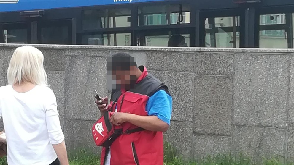 Muž se vydával za policistu - 2