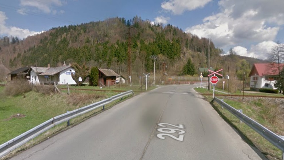 Nebezpečné přejezdy: P 4761, Martinive v Krkonoších - Rokytnice nad Jizerou, Liberecký kraj - přejezd bez světel, řešení: se závorami. DŮVOD: Velice frekventovaný přejezd, nehodovost