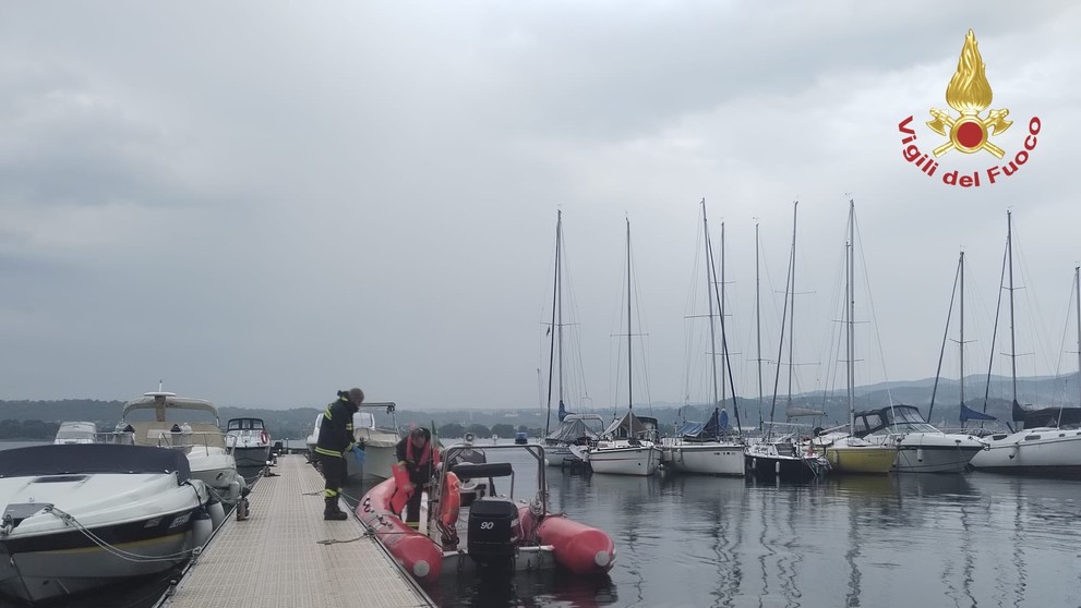 Do pátrací akce se zapojili i potápěči