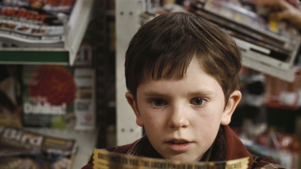 Freddie Highmore - 12