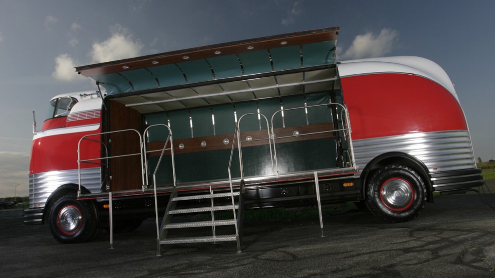 GM Futurliner - 4