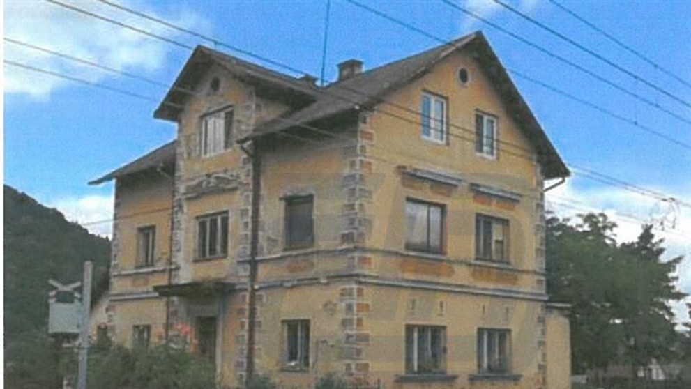České dráhy - prodej nemovitostí - Dům Těchlovice, 400000 Kč