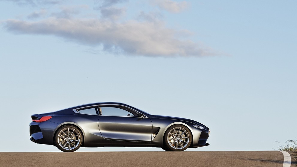 BMW 8 - 76