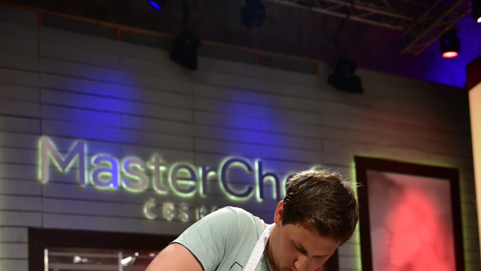 Natáčení pořadu MasterChef se změnilo v drama. Soutěžící skončil s popáleninami! - 1