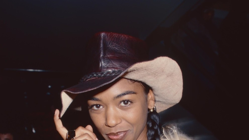 Ananda Lewis