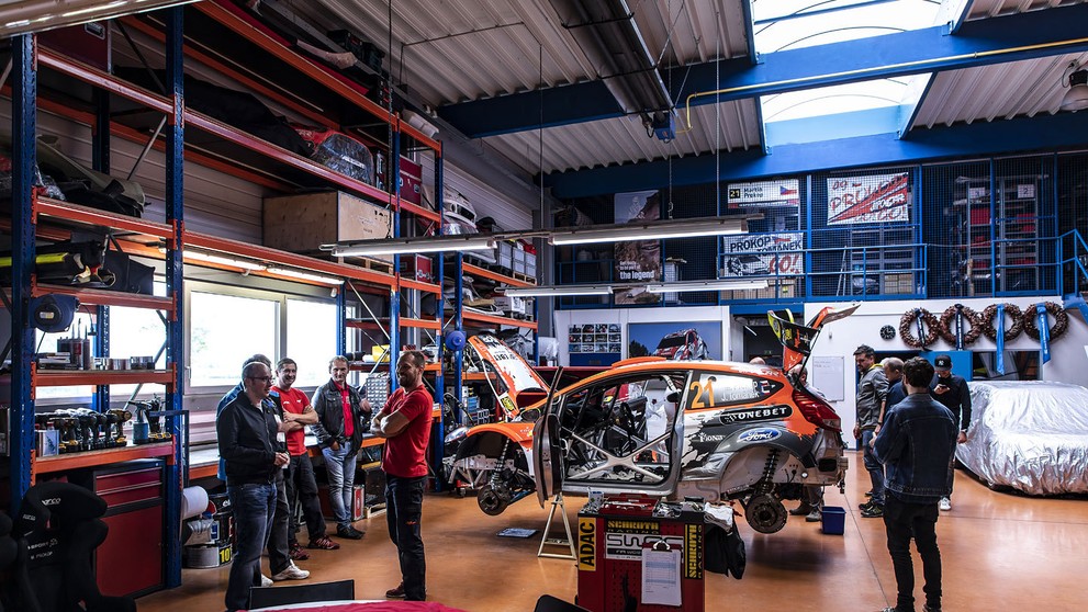 Martin Prokop a Ranger Raptor na tankodromu - 14