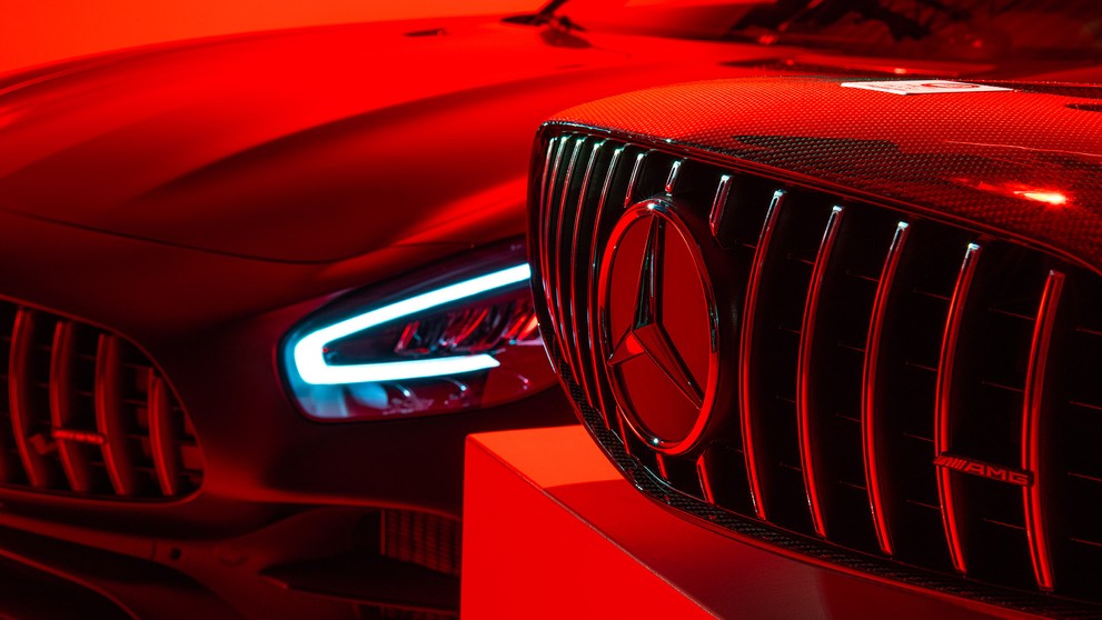 Reproduktor vyrobený ve stylu Mercedes-AMG GT