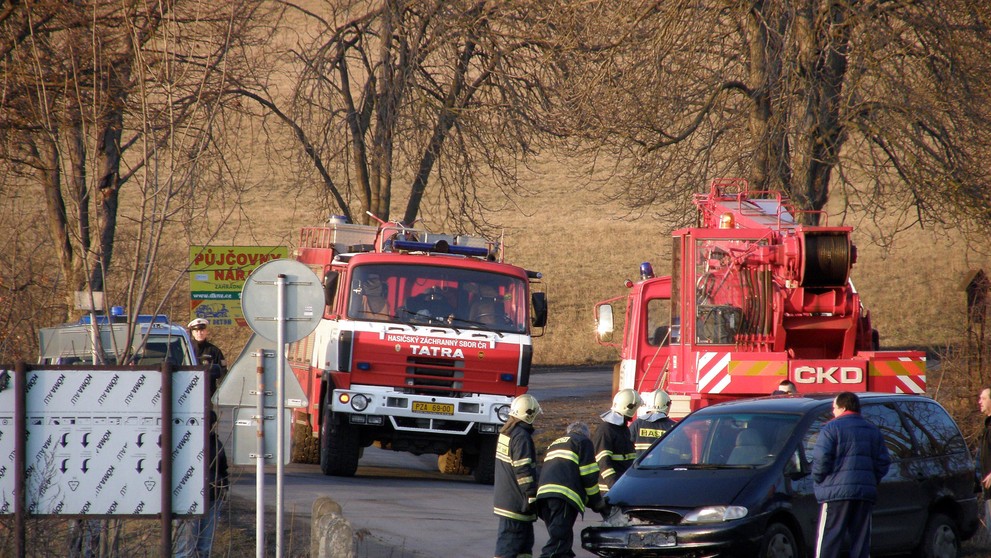 Osobák skončil v potoce