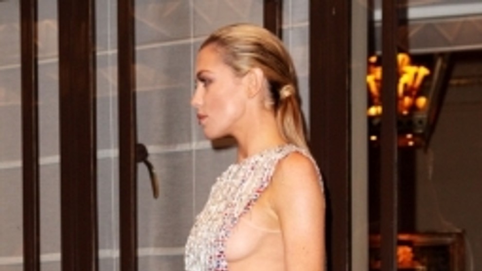 Abigail Clancyová a Peter Crouch - 4