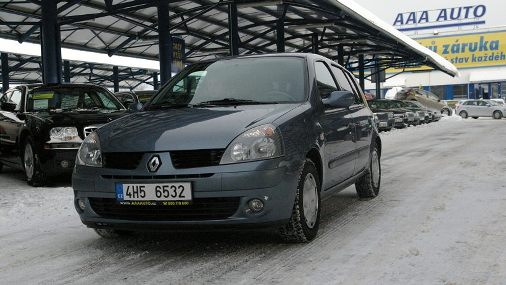 Ojetý Renault Clio - 11