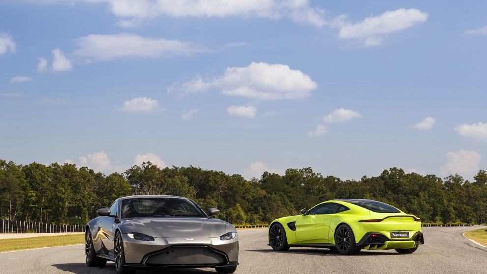 Aston Martin - 70