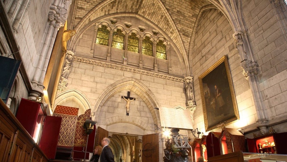 Interiér katedrály Notre-Dame