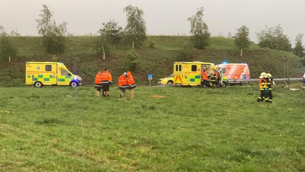 Dopravní nehoda na dálnici D6 na sjezdu na Jeneč směr Nové Strašecí - 4