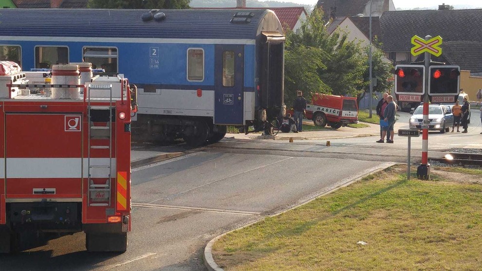 Srážka vlaku s autem na Domažlicku - 3