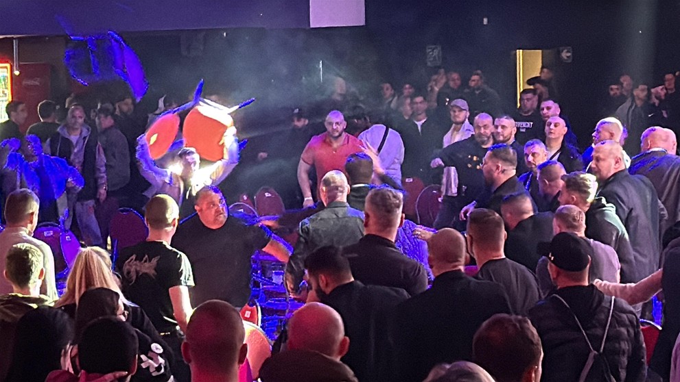 Boxerský zápas v Brně se proměnil v hromadnou rvačku 
