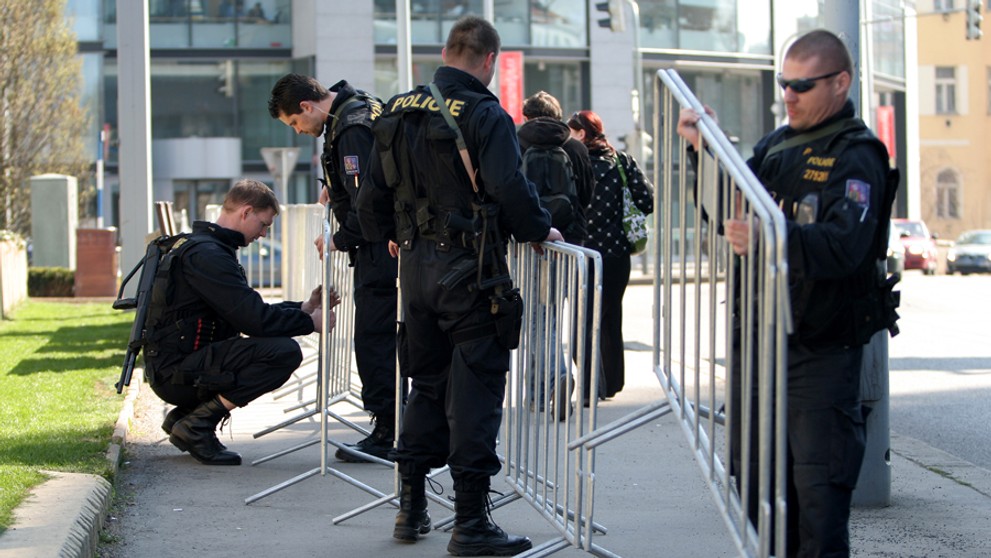 Bezpečnostní opatření kvůli summitu Obama Medveděv-14