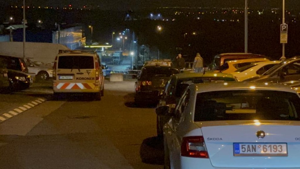 Policie zasahuje v Praze 9