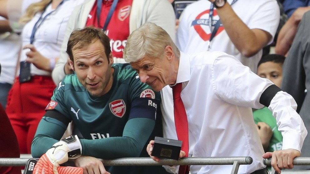 Petr Čech a Arsene Wenger