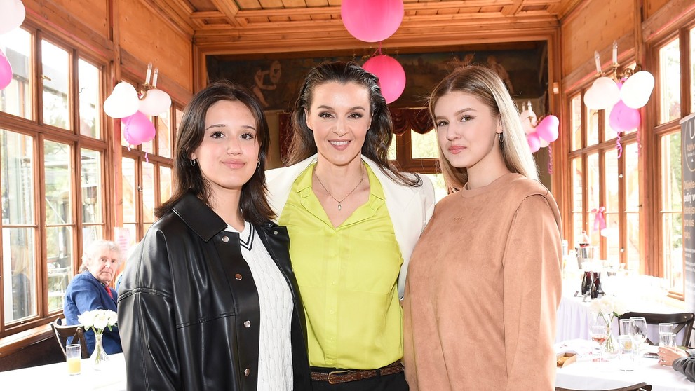 Natálie Jirásková, Iva Kubelková, Karolína Jirásková