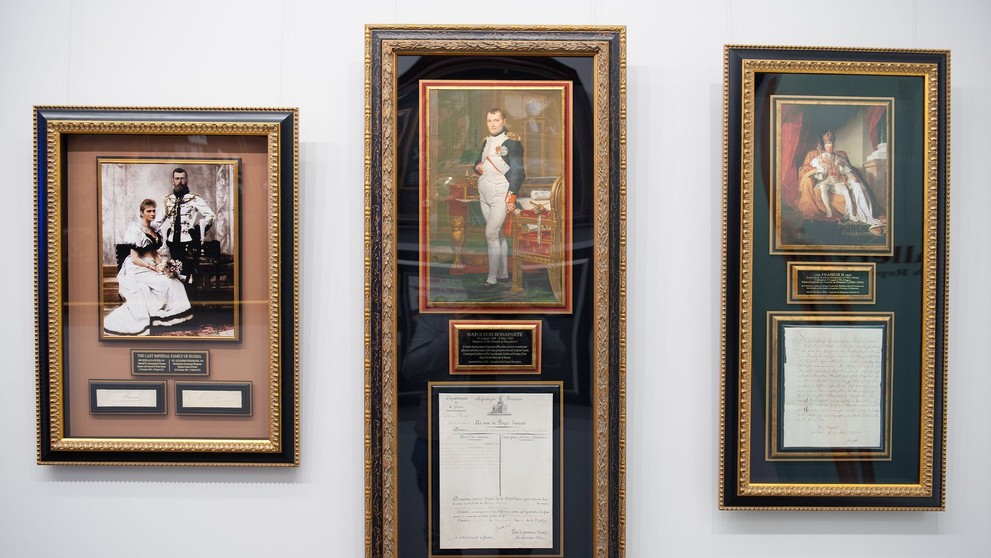 Millionaire Gallery - 16