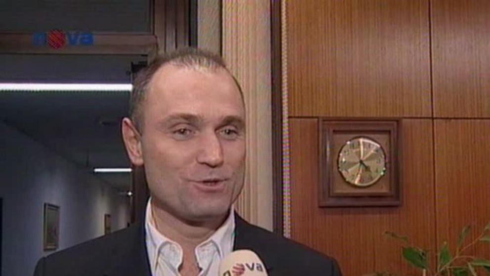 Ministr vnitra Ivan Langer  (ODS).
