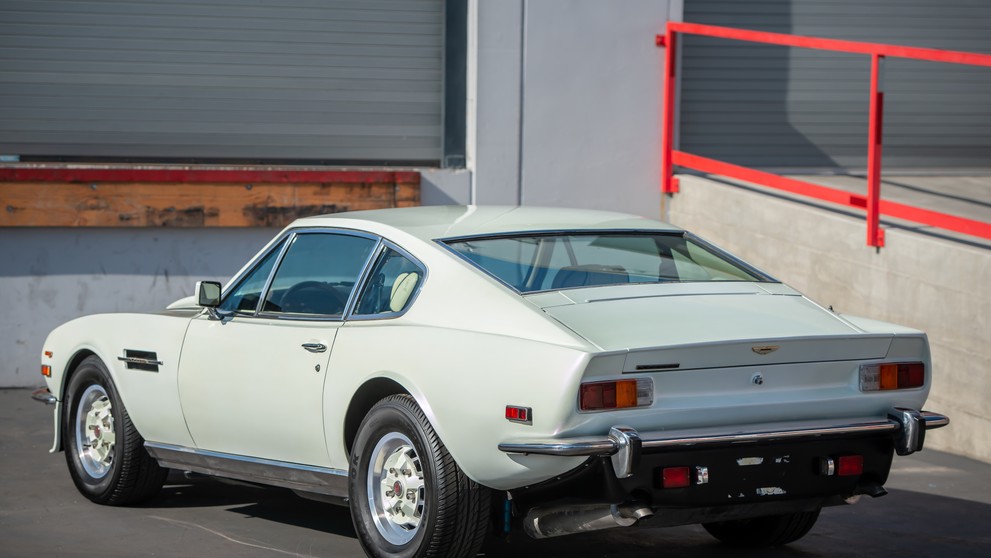 Aston Martin V8 Vantage