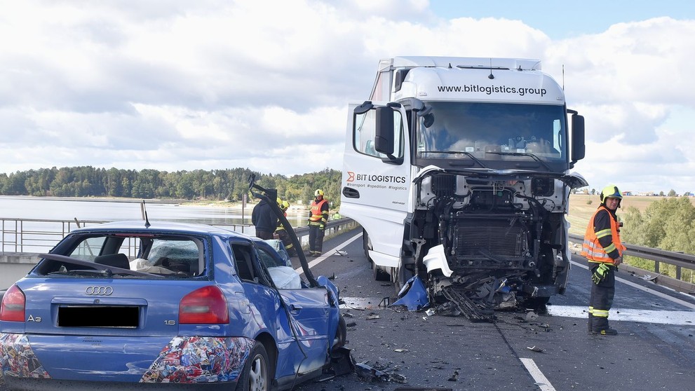 Smrtelná nehoda na hrázi jesenické přehrady u Chebu - 6