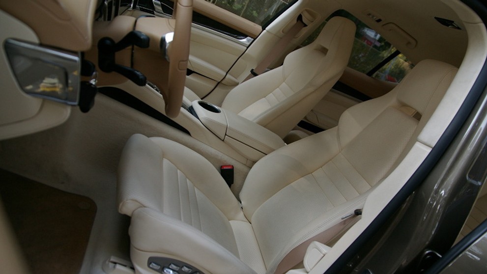 Porsche Panamera 4S - 6