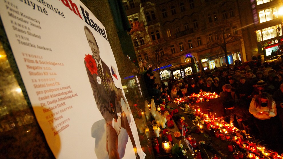 Pieta za Václava Havla na Václavském náměstí - 2