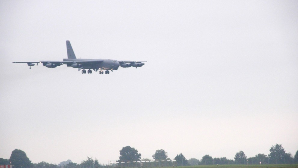 Bombardér B-52 - 10