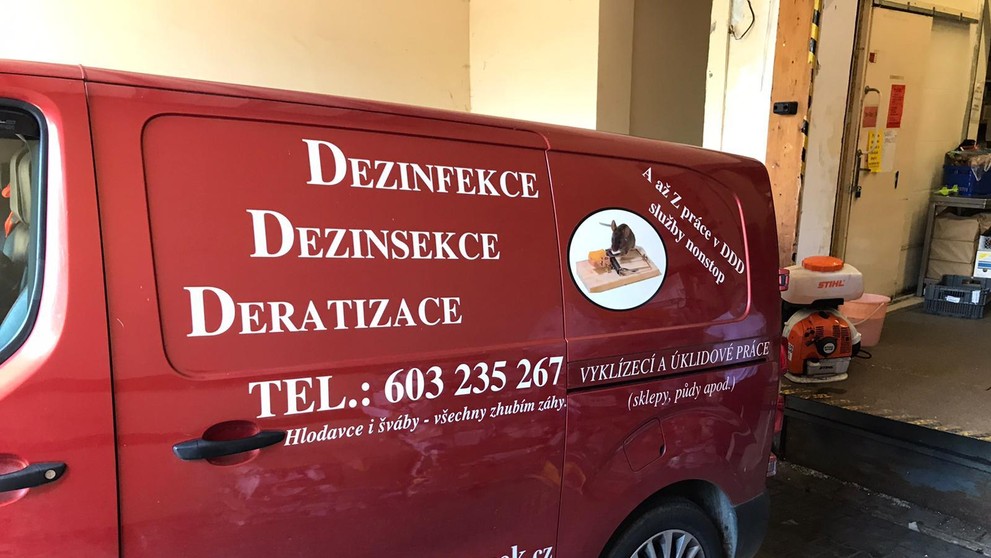 Uzavření supermarketu v Litomyšli kvůli koronaviru - 1