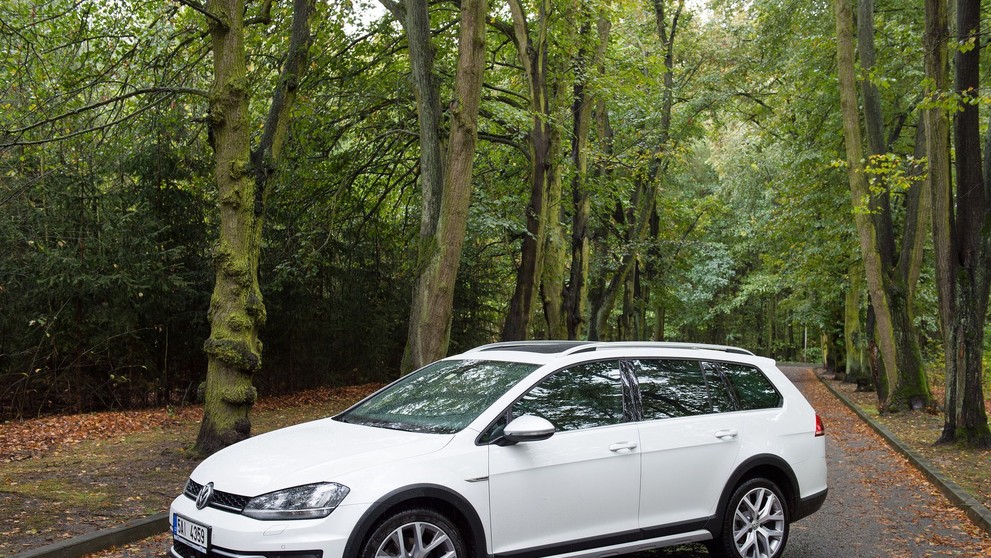 Volkswagen Golf Alltrack - 13
