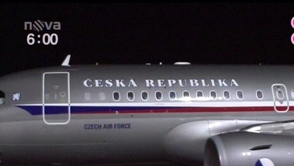 Airbus přistál na letišti v Kbelích