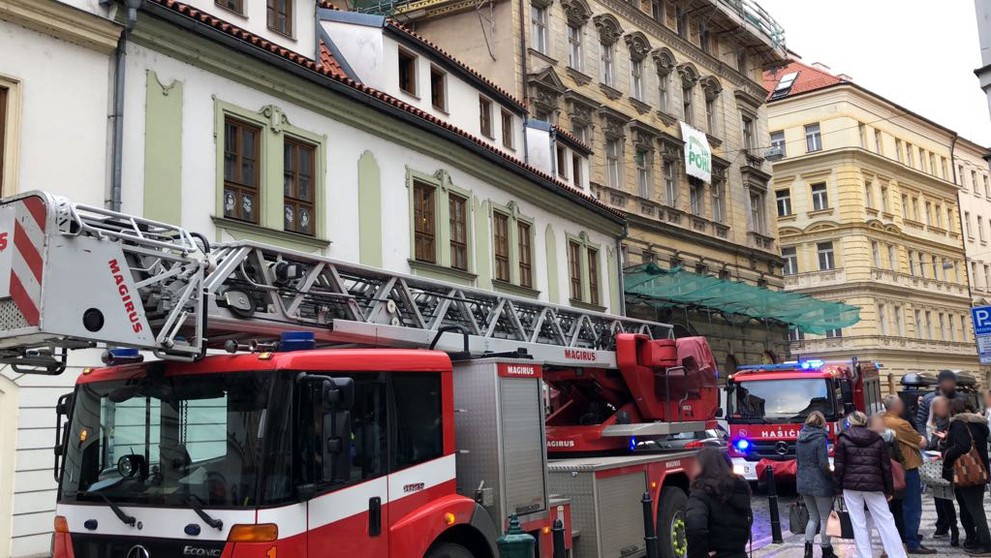 Požár domu v Pštrossově ulici - 1