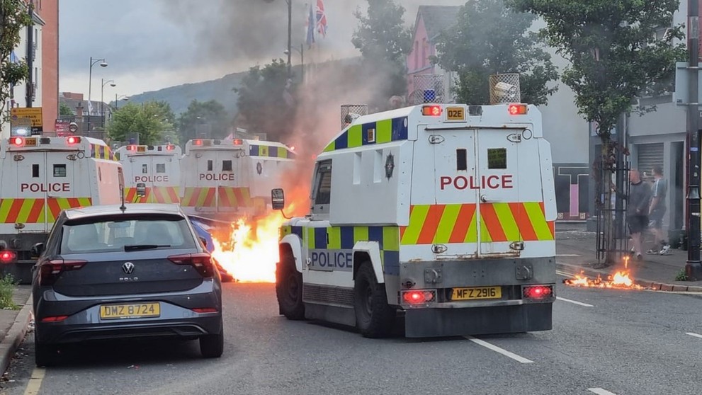 Protiimigrační demonstrace v Belfastu, 3. 8. 2024 (5)