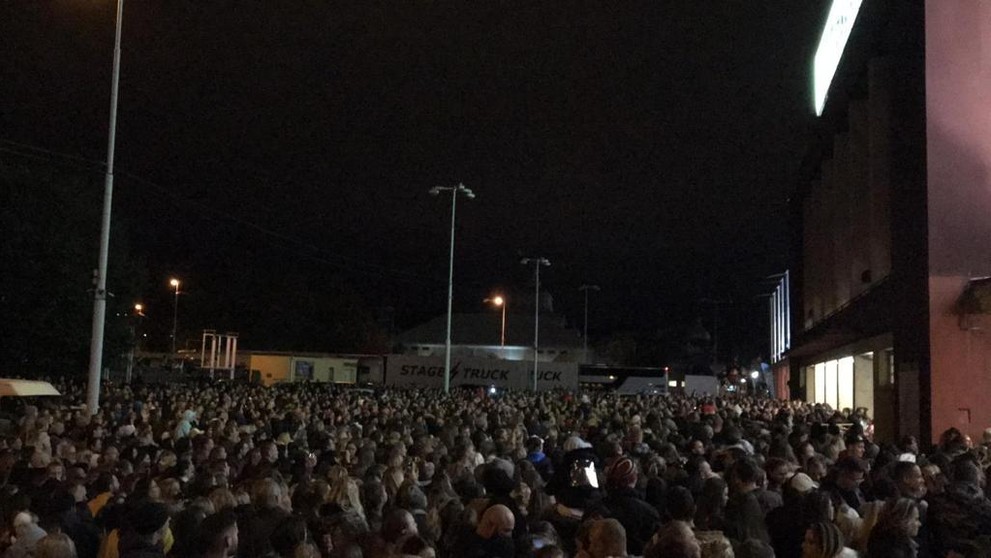 Jason Derulo po zrušeném koncertě vystoupil na balkónu Tipsport arény - 1