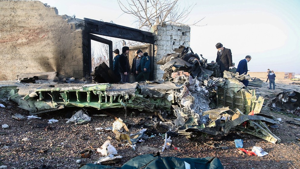 Trosky ukrajinského letadla Boeing 737