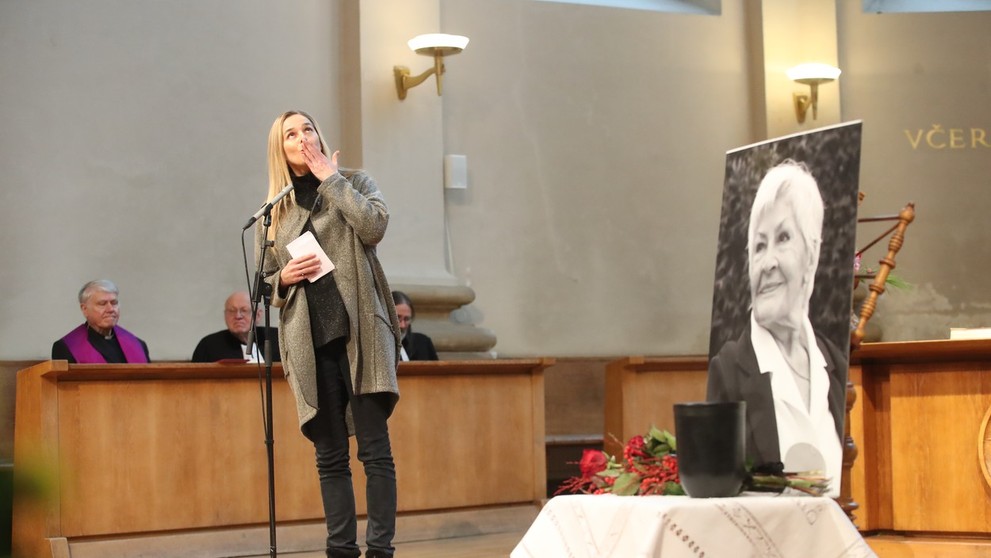 Rozloučení s Kamilou Moučkovou (3)