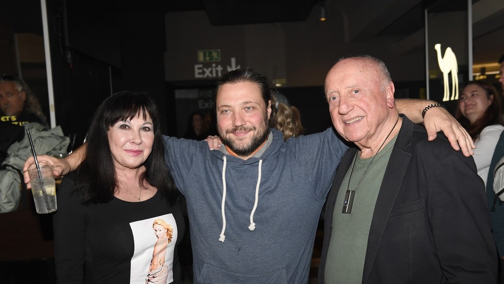 Dagmar Patrasová a Felix Slováček se synem Felixem ml., 4. 10. 2023