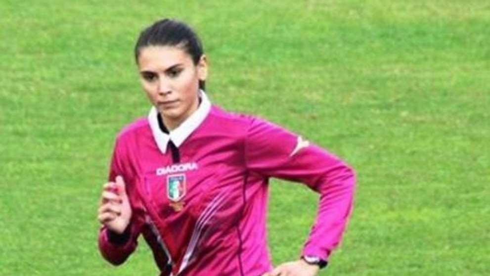 Kdepak Dáša, tohle je růže mezi trny. Italská rozhodčí je kus! - 3