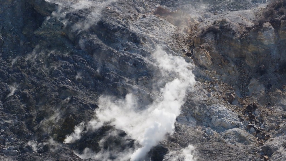 V Itálii hrozí erupce sopky, 16. 3. 2025 Flegréjská pole (2)