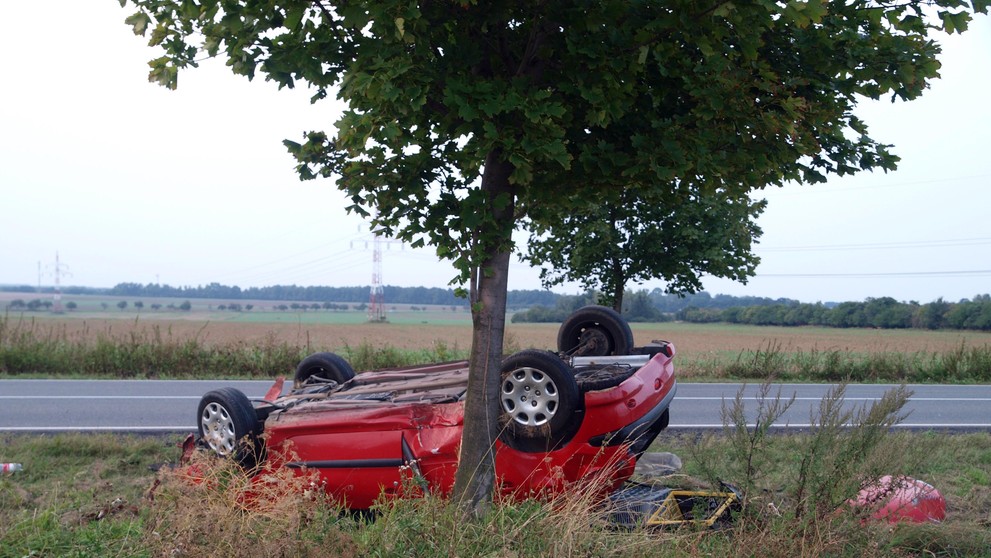 Zdemolované auto 1