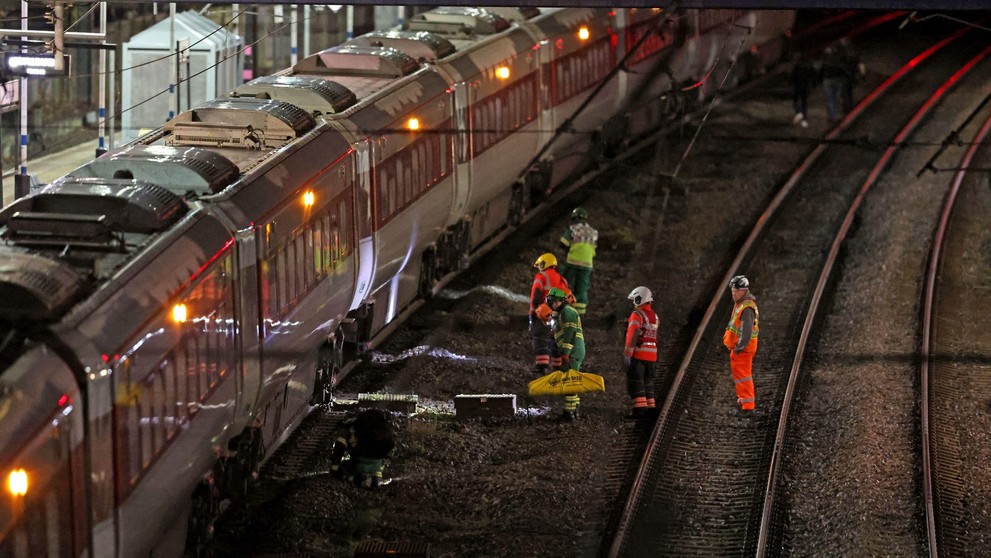 Vyšetřování útoku nožem ve vlaku do Londýna, 1. 11. 2025