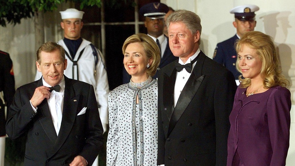 Václav Havel, Hillary a Bill Clintonovi, Dagmar Havlová, 16. 9. 1998 Washington