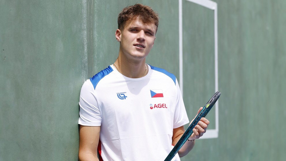 Čeští tenisté představili nové reprezentační oblečení