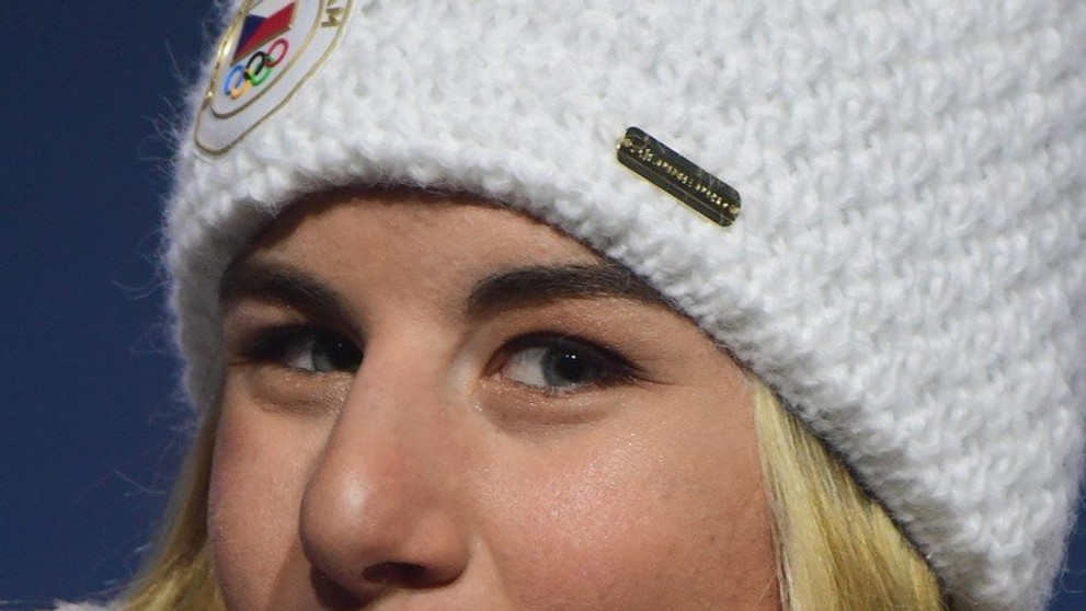 Ester Ledecká na stupních vítězů